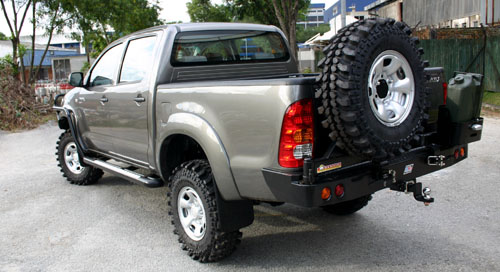 The four units of Toyota Hilux 25D STD 4 4 Manual are fitted with 