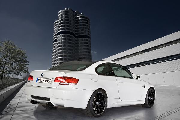 Bmw M3 Coupe White. BMW M3 Edition Model